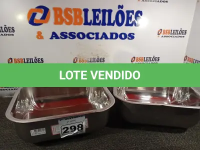 LOTE 298 - 02 CUBAS PARA PIA EM INOX 40X34X17CM. (NO ESTADO) ATENÇÃO! FAZER A VISITAÇÃO ANTES DE ARREMATAR, NÃO SABEMOS SE FUNCIONA. LEILÃO NÃO TEM GARANTIA E NEM DEVOLUÇÃO, SUJEITO A POSSÍVEIS AVARIAS VISÍVEIS/OCULTAS E/OU AUSÊNCIA DE COMPONENTES.