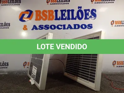 LOTE 245 - 02 PAINÉIS FOTOVOLTAICOS 18V 10W. (NO ESTADO) ATENÇÃO! FAZER A VISITAÇÃO ANTES DE ARREMATAR, NÃO SABEMOS SE FUNCIONA. LEILÃO NÃO TEM GARANTIA E NEM DEVOLUÇÃO, SUJEITO A POSSÍVEIS AVARIAS VISÍVEIS/OCULTAS E/OU AUSÊNCIA DE COMPONENTES.