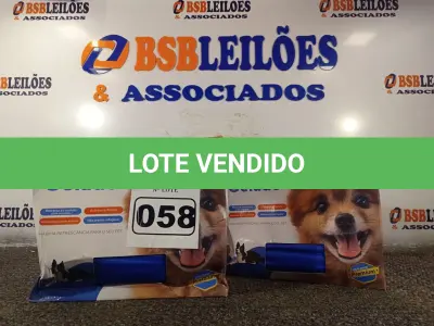 LOTE 058 - 02 TAPETES GELADOS. (NO ESTADO) ATENÇÃO! FAZER A VISITAÇÃO ANTES DE ARREMATAR, NÃO SABEMOS SE FUNCIONA. LEILÃO NÃO TEM GARANTIA E NEM DEVOLUÇÃO, SUJEITO A POSSÍVEIS AVARIAS VISÍVEIS/OCULTAS E/OU AUSÊNCIA DE COMPONENTES.