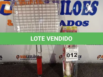 LOTE 012 - 01 KIT CHURRASCO. (NO ESTADO) ATENÇÃO! FAZER A VISITAÇÃO ANTES DE ARREMATAR, NÃO SABEMOS SE FUNCIONA. LEILÃO NÃO TEM GARANTIA E NEM DEVOLUÇÃO, SUJEITO A POSSÍVEIS AVARIAS VISÍVEIS/OCULTAS E/OU AUSÊNCIA DE COMPONENTES.