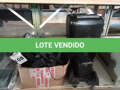 LOTE 108 - 01 FRAGMENTADORA DE PAPEL, 01 RELÓGIO DE PONTO, 02 ESTABILIZADORES VÁRIOS TECLADOS PARA PC E APARELHOS DE TELEFONE MARCAS E MODELOS DIVERSOS. (NO ESTADO) ATENÇÃO! FAZER A VISITAÇÃO ANTES DE ARREMATAR, NÃO SABEMOS SE FUNCIONA. LEILÃO NÃO TEM GARANTIA E NEM DEVOLUÇÃO, SUJEITO A POSSÍVEIS AVARIAS VISÍVEIS/OCULTAS E/OU AUSÊNCIA DE COMPONENTES.