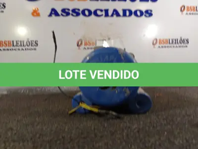 LOTE 321 - 01 MOTOBOMBA 1VC PARA BANHEIRA DE HIDROMASSAGEM. (NO ESTADO) ATENÇÃO! FAZER A VISITAÇÃO ANTES DE ARREMATAR, NÃO SABEMOS SE FUNCIONA. LEILÃO NÃO TEM GARANTIA E NEM DEVOLUÇÃO, SUJEITO A POSSÍVEIS AVARIAS VISÍVEIS/OCULTAS E/OU AUSÊNCIA DE COMPONENTES.