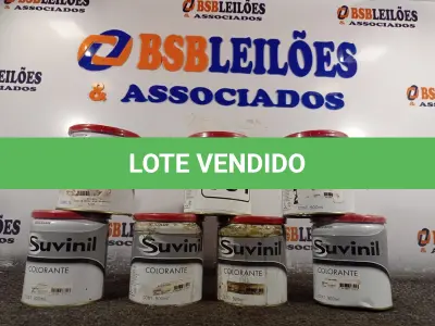 LOTE 161 - 06 LATAS DE COLORANTE SUVINIL. (NO ESTADO) ATENÇÃO! FAZER A VISITAÇÃO ANTES DE ARREMATAR, NÃO SABEMOS SE FUNCIONA. LEILÃO NÃO TEM GARANTIA E NEM DEVOLUÇÃO, SUJEITO A POSSÍVEIS AVARIAS VISÍVEIS/OCULTAS E/OU AUSÊNCIA DE COMPONENTES.