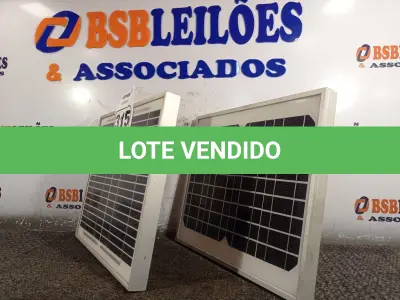 LOTE 315 - 02 PAINÉIS FOTOVOLTAICOS 18V 10W. (NO ESTADO) ATENÇÃO! FAZER A VISITAÇÃO ANTES DE ARREMATAR, NÃO SABEMOS SE FUNCIONA. LEILÃO NÃO TEM GARANTIA E NEM DEVOLUÇÃO, SUJEITO A POSSÍVEIS AVARIAS VISÍVEIS/OCULTAS E/OU AUSÊNCIA DE COMPONENTES.