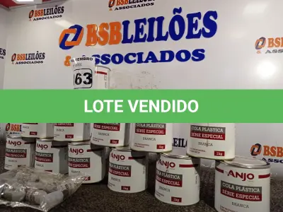 LOTE 163 - 12 LATAS DE COLA PLÁSTICA ANJO 1KG. (NO ESTADO) ATENÇÃO! FAZER A VISITAÇÃO ANTES DE ARREMATAR, NÃO SABEMOS SE FUNCIONA. LEILÃO NÃO TEM GARANTIA E NEM DEVOLUÇÃO, SUJEITO A POSSÍVEIS AVARIAS VISÍVEIS/OCULTAS E/OU AUSÊNCIA DE COMPONENTES.