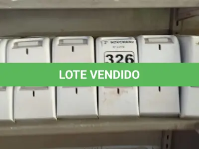 LOTE 326 - 12 DISPENSES PARA ÁLCOOL EM GEL. (NO ESTADO) ATENÇÃO! FAZER A VISITAÇÃO ANTES DE ARREMATAR, NÃO SABEMOS SE FUNCIONA. LEILÃO NÃO TEM GARANTIA E NEM DEVOLUÇÃO, SUJEITO A POSSÍVEIS AVARIAS VISÍVEIS/OCULTAS E/OU AUSÊNCIA DE COMPONENTES.