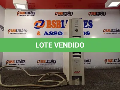 LOTE 103 - 01 NOBREAK APC BACK-UPS 1500. (NO ESTADO) ATENÇÃO! FAZER A VISITAÇÃO ANTES DE ARREMATAR, NÃO SABEMOS SE FUNCIONA. LEILÃO NÃO TEM GARANTIA E NEM DEVOLUÇÃO, SUJEITO A POSSÍVEIS AVARIAS VISÍVEIS/OCULTAS E/OU AUSÊNCIA DE COMPONENTES.