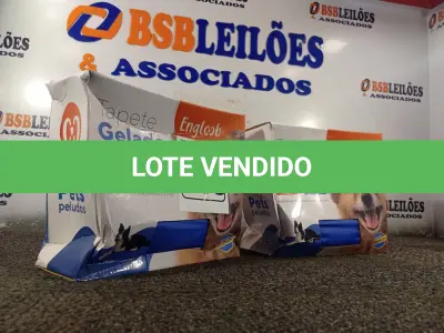 LOTE 058 - 02 TAPETES GELADOS. (NO ESTADO) ATENÇÃO! FAZER A VISITAÇÃO ANTES DE ARREMATAR, NÃO SABEMOS SE FUNCIONA. LEILÃO NÃO TEM GARANTIA E NEM DEVOLUÇÃO, SUJEITO A POSSÍVEIS AVARIAS VISÍVEIS/OCULTAS E/OU AUSÊNCIA DE COMPONENTES.