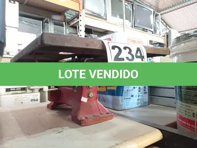 LOTE 234 - 01 PLAINA. (NO ESTADO) ATENÇÃO! FAZER A VISITAÇÃO ANTES DE ARREMATAR, NÃO SABEMOS SE FUNCIONA. LEILÃO NÃO TEM GARANTIA E NEM DEVOLUÇÃO, SUJEITO A POSSÍVEIS AVARIAS VISÍVEIS/OCULTAS E/OU AUSÊNCIA DE COMPONENTES.