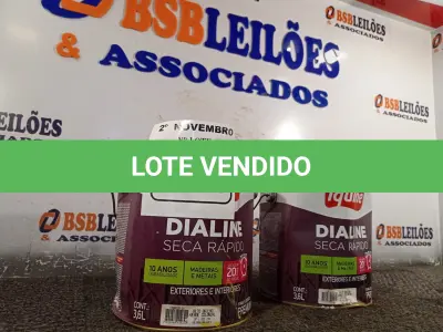 LOTE 236 - 02 GALÕES DE ESMALTE SINTÉTICO IQUINE MADEIRA E METAIS ALTO BRILHO VERDE COLONIAL 3,6L. (NO ESTADO) ATENÇÃO! FAZER A VISITAÇÃO ANTES DE ARREMATAR, NÃO SABEMOS SE FUNCIONA. LEILÃO NÃO TEM GARANTIA E NEM DEVOLUÇÃO, SUJEITO A POSSÍVEIS AVARIAS VISÍVEIS/OCULTAS E/OU AUSÊNCIA DE COMPONENTES.
