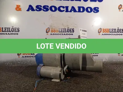 LOTE 321 - 01 MOTOBOMBA 1VC PARA BANHEIRA DE HIDROMASSAGEM. (NO ESTADO) ATENÇÃO! FAZER A VISITAÇÃO ANTES DE ARREMATAR, NÃO SABEMOS SE FUNCIONA. LEILÃO NÃO TEM GARANTIA E NEM DEVOLUÇÃO, SUJEITO A POSSÍVEIS AVARIAS VISÍVEIS/OCULTAS E/OU AUSÊNCIA DE COMPONENTES.