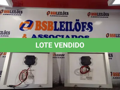 LOTE 085 - 02 PAINÉIS FOTOVOLTAICOS 18V 10W. (NO ESTADO) ATENÇÃO! FAZER A VISITAÇÃO ANTES DE ARREMATAR, NÃO SABEMOS SE FUNCIONA. LEILÃO NÃO TEM GARANTIA E NEM DEVOLUÇÃO, SUJEITO A POSSÍVEIS AVARIAS VISÍVEIS/OCULTAS E/OU AUSÊNCIA DE COMPONENTES.