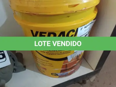 LOTE 257 - 01 BALDE DE VEDALIT, ADITIVO PLASTIFICANTE CONCENTRADO PARA ARGAMASSA DE ASSENTAMENTO E REBOCO CONVENCIONAL. (NO ESTADO) ATENÇÃO! FAZER A VISITAÇÃO ANTES DE ARREMATAR, NÃO SABEMOS SE FUNCIONA. LEILÃO NÃO TEM GARANTIA E NEM DEVOLUÇÃO, SUJEITO A POSSÍVEIS AVARIAS VISÍVEIS/OCULTAS E/OU AUSÊNCIA DE COMPONENTES.