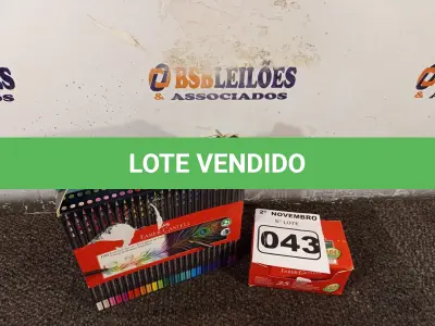 LOTE 043 - 01 CAIXA COM 100 UNIDADES DE ECO LÁPIS E 25 APONTADORES FABER CASTEL. (NO ESTADO) ATENÇÃO! FAZER A VISITAÇÃO ANTES DE ARREMATAR, NÃO SABEMOS SE FUNCIONA. LEILÃO NÃO TEM GARANTIA E NEM DEVOLUÇÃO, SUJEITO A POSSÍVEIS AVARIAS VISÍVEIS/OCULTAS E/OU AUSÊNCIA DE COMPONENTES.