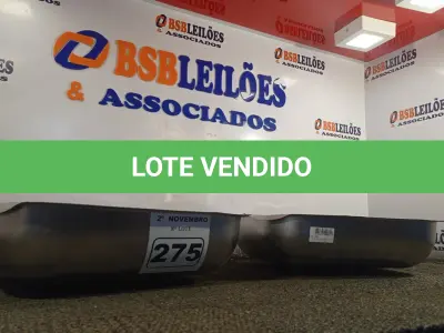 LOTE 275 - 02 CUBAS RASAS PARA PIA EM INOX 40X34X11CM. (NO ESTADO) ATENÇÃO! FAZER A VISITAÇÃO ANTES DE ARREMATAR, NÃO SABEMOS SE FUNCIONA. LEILÃO NÃO TEM GARANTIA E NEM DEVOLUÇÃO, SUJEITO A POSSÍVEIS AVARIAS VISÍVEIS/OCULTAS E/OU AUSÊNCIA DE COMPONENTES.