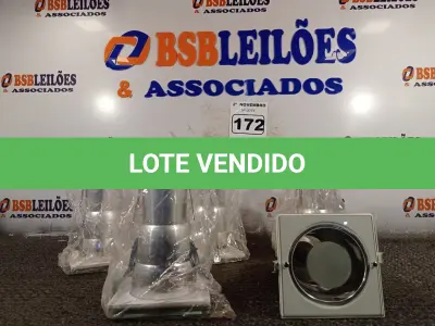LOTE 172 - 05 LUMINÁRIAS DE EMBUTIR QUADRADA 1XE-27 (NO ESTADO) ATENÇÃO! FAZER A VISITAÇÃO ANTES DE ARREMATAR, NÃO SABEMOS SE FUNCIONA. LEILÃO NÃO TEM GARANTIA E NEM DEVOLUÇÃO, SUJEITO A POSSÍVEIS AVARIAS VISÍVEIS/OCULTAS E/OU AUSÊNCIA DE COMPONENTES.