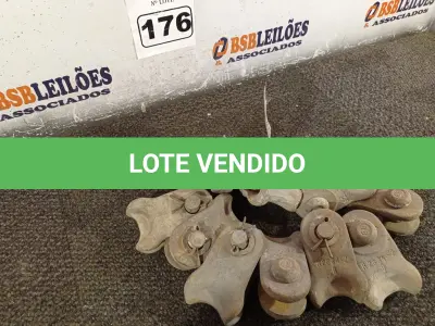 LOTE 176 - 10 MANILHAS/SAPATILHAS PARA CABO DE AÇO. (NO ESTADO) ATENÇÃO! FAZER A VISITAÇÃO ANTES DE ARREMATAR, NÃO SABEMOS SE FUNCIONA. LEILÃO NÃO TEM GARANTIA E NEM DEVOLUÇÃO, SUJEITO A POSSÍVEIS AVARIAS VISÍVEIS/OCULTAS E/OU AUSÊNCIA DE COMPONENTES.