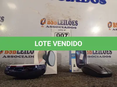 LOTE 007 - 01 REMOVEDOR DE PELOS E 01 MOUSE SEM FIO. (NO ESTADO) ATENÇÃO! FAZER A VISITAÇÃO ANTES DE ARREMATAR, NÃO SABEMOS SE FUNCIONA. LEILÃO NÃO TEM GARANTIA E NEM DEVOLUÇÃO, SUJEITO A POSSÍVEIS AVARIAS VISÍVEIS/OCULTAS E/OU AUSÊNCIA DE COMPONENTES.