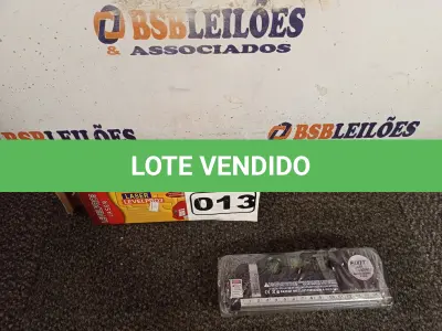LOTE 013 - 01 TRENA DE 2.50M COM NÍVEL A LASER. (NO ESTADO) ATENÇÃO! FAZER A VISITAÇÃO ANTES DE ARREMATAR, NÃO SABEMOS SE FUNCIONA. LEILÃO NÃO TEM GARANTIA E NEM DEVOLUÇÃO, SUJEITO A POSSÍVEIS AVARIAS VISÍVEIS/OCULTAS E/OU AUSÊNCIA DE COMPONENTES.