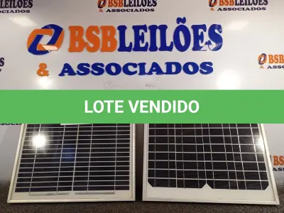 LOTE 315 - 02 PAINÉIS FOTOVOLTAICOS 18V 10W. (NO ESTADO) ATENÇÃO! FAZER A VISITAÇÃO ANTES DE ARREMATAR, NÃO SABEMOS SE FUNCIONA. LEILÃO NÃO TEM GARANTIA E NEM DEVOLUÇÃO, SUJEITO A POSSÍVEIS AVARIAS VISÍVEIS/OCULTAS E/OU AUSÊNCIA DE COMPONENTES.