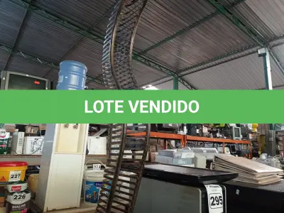 LOTE 293 - 01 CAFETEIRA, 01 TORRADEIRA E 01 PORTA CD. (NO ESTADO) ATENÇÃO! FAZER A VISITAÇÃO ANTES DE ARREMATAR, NÃO SABEMOS SE FUNCIONA. LEILÃO NÃO TEM GARANTIA E NEM DEVOLUÇÃO, SUJEITO A POSSÍVEIS AVARIAS VISÍVEIS/OCULTAS E/OU AUSÊNCIA DE COMPONENTES.