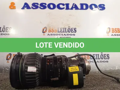 LOTE 004 - 01 LENTE CANON XJ19 PARA FILMADORA. (NO ESTADO) ATENÇÃO! FAZER A VISITAÇÃO ANTES DE ARREMATAR, NÃO SABEMOS SE FUNCIONA. LEILÃO NÃO TEM GARANTIA E NEM DEVOLUÇÃO, SUJEITO A POSSÍVEIS AVARIAS VISÍVEIS/OCULTAS E/OU AUSÊNCIA DE COMPONENTES.
