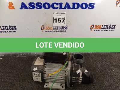LOTE 157 - 01 BOMBA D’AGUA PARA BANHEIRA DE HIDROMASSAGEM. (NO ESTADO) ATENÇÃO! FAZER A VISITAÇÃO ANTES DE ARREMATAR, NÃO SABEMOS SE FUNCIONA. LEILÃO NÃO TEM GARANTIA E NEM DEVOLUÇÃO, SUJEITO A POSSÍVEIS AVARIAS VISÍVEIS/OCULTAS E/OU AUSÊNCIA DE COMPONENTES.