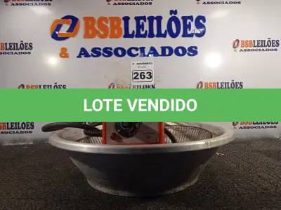 LOTE 263 - 01 FRITADEIRA ELÉTRICA MARCA PRÓGAS. (NO ESTADO) ATENÇÃO! FAZER A VISITAÇÃO ANTES DE ARREMATAR, NÃO SABEMOS SE FUNCIONA. LEILÃO NÃO TEM GARANTIA E NEM DEVOLUÇÃO, SUJEITO A POSSÍVEIS AVARIAS VISÍVEIS/OCULTAS E/OU AUSÊNCIA DE COMPONENTES.