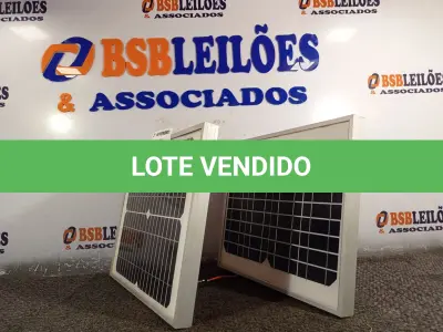 LOTE 294 - 02 PAINÉIS FOTOVOLTAICOS 18V 10W. (NO ESTADO) ATENÇÃO! FAZER A VISITAÇÃO ANTES DE ARREMATAR, NÃO SABEMOS SE FUNCIONA. LEILÃO NÃO TEM GARANTIA E NEM DEVOLUÇÃO, SUJEITO A POSSÍVEIS AVARIAS VISÍVEIS/OCULTAS E/OU AUSÊNCIA DE COMPONENTES.