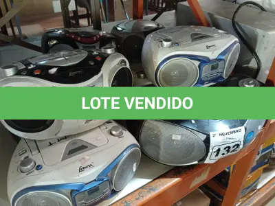LOTE 132 - 10 APARELHOS DE SOM MARCAS E MODELOS DIVERSOS. (NO ESTADO) ATENÇÃO! FAZER A VISITAÇÃO ANTES DE ARREMATAR, NÃO SABEMOS SE FUNCIONA. LEILÃO NÃO TEM GARANTIA E NEM DEVOLUÇÃO, SUJEITO A POSSÍVEIS AVARIAS VISÍVEIS/OCULTAS E/OU AUSÊNCIA DE COMPONENTES.