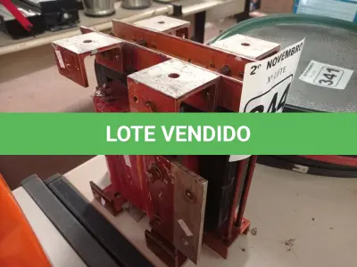LOTE 344 - 01 TRANSFORMADOR. (NO ESTADO) ATENÇÃO! FAZER A VISITAÇÃO ANTES DE ARREMATAR, NÃO SABEMOS SE FUNCIONA. LEILÃO NÃO TEM GARANTIA E NEM DEVOLUÇÃO, SUJEITO A POSSÍVEIS AVARIAS VISÍVEIS/OCULTAS E/OU AUSÊNCIA DE COMPONENTES.