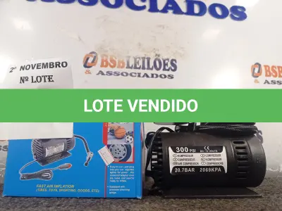 LOTE 045 - 01 COMPRESSOR DE AR PORTÁTIL 12V. (NO ESTADO) ATENÇÃO! FAZER A VISITAÇÃO ANTES DE ARREMATAR, NÃO SABEMOS SE FUNCIONA. LEILÃO NÃO TEM GARANTIA E NEM DEVOLUÇÃO, SUJEITO A POSSÍVEIS AVARIAS VISÍVEIS/OCULTAS E/OU AUSÊNCIA DE COMPONENTES.