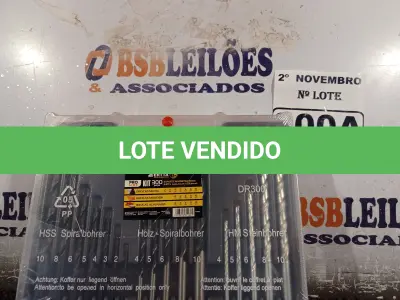 LOTE 300 - 01 KIT DE BROCAS. (NO ESTADO) ATENÇÃO! FAZER A VISITAÇÃO ANTES DE ARREMATAR, NÃO SABEMOS SE FUNCIONA. LEILÃO NÃO TEM GARANTIA E NEM DEVOLUÇÃO, SUJEITO A POSSÍVEIS AVARIAS VISÍVEIS/OCULTAS E/OU AUSÊNCIA DE COMPONENTES.