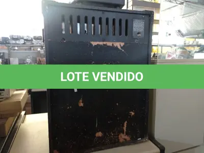 LOTE 368 - 02 CAIXAS DE SOM MARCAS E MODELOS DIVERSOS INCOMPLETAS. (NO ESTADO) ATENÇÃO! FAZER A VISITAÇÃO ANTES DE ARREMATAR, NÃO SABEMOS SE FUNCIONA. LEILÃO NÃO TEM GARANTIA E NEM DEVOLUÇÃO, SUJEITO A POSSÍVEIS AVARIAS VISÍVEIS/OCULTAS E/OU AUSÊNCIA DE COMPONENTES.