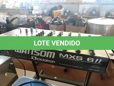 LOTE 359 - 01 MESA DE SOM WATTISOM MXS6. (NO ESTADO) ATENÇÃO! FAZER A VISITAÇÃO ANTES DE ARREMATAR, NÃO SABEMOS SE FUNCIONA. LEILÃO NÃO TEM GARANTIA E NEM DEVOLUÇÃO, SUJEITO A POSSÍVEIS AVARIAS VISÍVEIS/OCULTAS E/OU AUSÊNCIA DE COMPONENTES.