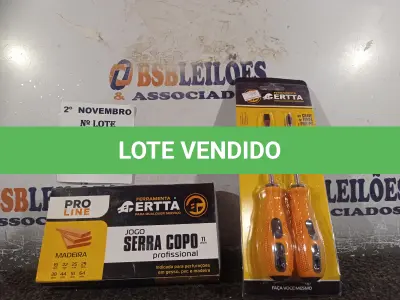 LOTE 135 - 01 JOGO SERRA COPO E 01 KIT DE CHAVES FENDA/PHILIPS 02 PEÇAS. (NO ESTADO) ATENÇÃO! FAZER A VISITAÇÃO ANTES DE ARREMATAR, NÃO SABEMOS SE FUNCIONA. LEILÃO NÃO TEM GARANTIA E NEM DEVOLUÇÃO, SUJEITO A POSSÍVEIS AVARIAS VISÍVEIS/OCULTAS E/OU AUSÊNCIA DE COMPONENTES.