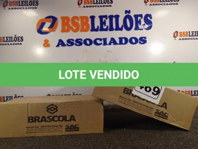 LOTE 469 - 02 CAIXAS COM FRASCOS DE COLA TUBO ST COM 15 CADA. (NO ESTADO) ATENÇÃO! FAZER A VISITAÇÃO ANTES DE ARREMATAR, NÃO SABEMOS SE FUNCIONA. LEILÃO NÃO TEM GARANTIA E NEM DEVOLUÇÃO, SUJEITO A POSSÍVEIS AVARIAS VISÍVEIS/OCULTAS E/OU AUSÊNCIA DE COMPONENTES.