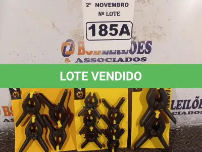 LOTE 185 - 01 KIT DE GRAMPOS DE PRESSÃO. (NO ESTADO) ATENÇÃO! FAZER A VISITAÇÃO ANTES DE ARREMATAR, NÃO SABEMOS SE FUNCIONA. LEILÃO NÃO TEM GARANTIA E NEM DEVOLUÇÃO, SUJEITO A POSSÍVEIS AVARIAS VISÍVEIS/OCULTAS E/OU AUSÊNCIA DE COMPONENTES.