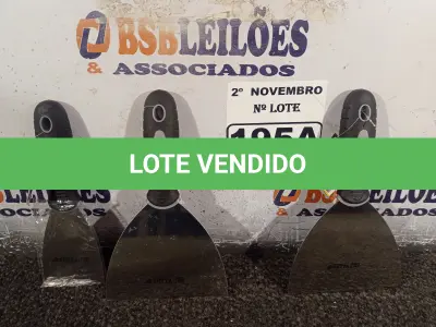 LOTE 195 - 03 ESPÁTULAS. (NO ESTADO) ATENÇÃO! FAZER A VISITAÇÃO ANTES DE ARREMATAR, NÃO SABEMOS SE FUNCIONA. LEILÃO NÃO TEM GARANTIA E NEM DEVOLUÇÃO, SUJEITO A POSSÍVEIS AVARIAS VISÍVEIS/OCULTAS E/OU AUSÊNCIA DE COMPONENTES.