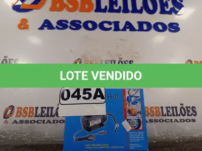 LOTE 045 - 01 COMPRESSOR DE AR PORTÁTIL 12V. (NO ESTADO) ATENÇÃO! FAZER A VISITAÇÃO ANTES DE ARREMATAR, NÃO SABEMOS SE FUNCIONA. LEILÃO NÃO TEM GARANTIA E NEM DEVOLUÇÃO, SUJEITO A POSSÍVEIS AVARIAS VISÍVEIS/OCULTAS E/OU AUSÊNCIA DE COMPONENTES.