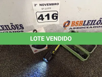 LOTE 416 - 01 LANTERNA RECARREGÁVEL E 01 MOUSE SEM FIO. (NO ESTADO) ATENÇÃO! FAZER A VISITAÇÃO ANTES DE ARREMATAR, NÃO SABEMOS SE FUNCIONA. LEILÃO NÃO TEM GARANTIA E NEM DEVOLUÇÃO, SUJEITO A POSSÍVEIS AVARIAS VISÍVEIS/OCULTAS E/OU AUSÊNCIA DE COMPONENTES.