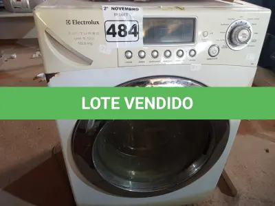 LOTE 484 - 01 LAVA SECA MARCA ELECTROLUX CAPACIDADE 10.5KG. (NO ESTADO) ATENÇÃO! FAZER A VISITAÇÃO ANTES DE ARREMATAR, NÃO SABEMOS SE FUNCIONA. LEILÃO NÃO TEM GARANTIA E NEM DEVOLUÇÃO, SUJEITO A POSSÍVEIS AVARIAS VISÍVEIS/OCULTAS E/OU AUSÊNCIA DE COMPONENTES.