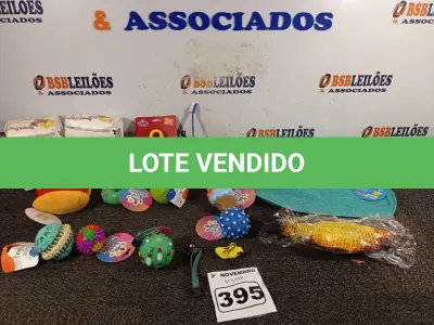 LOTE 395 - 01 KIT DE ACESSÓRIOS PARA PET. (NO ESTADO) ATENÇÃO! FAZER A VISITAÇÃO ANTES DE ARREMATAR, NÃO SABEMOS SE FUNCIONA. LEILÃO NÃO TEM GARANTIA E NEM DEVOLUÇÃO, SUJEITO A POSSÍVEIS AVARIAS VISÍVEIS/OCULTAS E/OU AUSÊNCIA DE COMPONENTES.