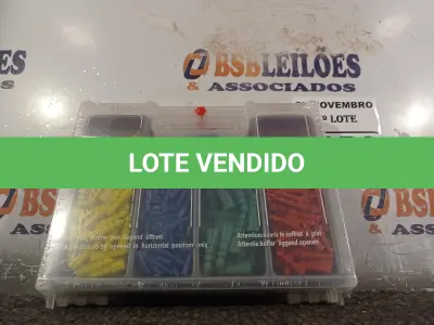LOTE 165 - 01 KIT DE BROCAS. (NO ESTADO) ATENÇÃO! FAZER A VISITAÇÃO ANTES DE ARREMATAR, NÃO SABEMOS SE FUNCIONA. LEILÃO NÃO TEM GARANTIA E NEM DEVOLUÇÃO, SUJEITO A POSSÍVEIS AVARIAS VISÍVEIS/OCULTAS E/OU AUSÊNCIA DE COMPONENTES.