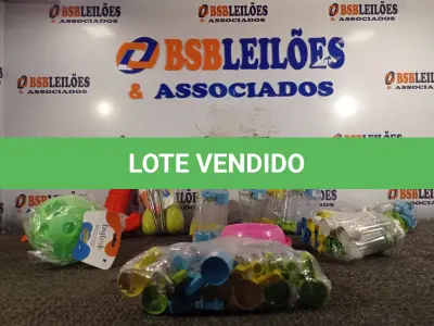 LOTE 472 - 01 KIT DE ACESSÓRIOS PARA PETS. (NO ESTADO) ATENÇÃO! FAZER A VISITAÇÃO ANTES DE ARREMATAR, NÃO SABEMOS SE FUNCIONA. LEILÃO NÃO TEM GARANTIA E NEM DEVOLUÇÃO, SUJEITO A POSSÍVEIS AVARIAS VISÍVEIS/OCULTAS E/OU AUSÊNCIA DE COMPONENTES.