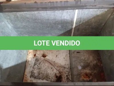 LOTE 483 - 01 FREEZER HORIZONTAL COM AVARIAS. (NO ESTADO) ATENÇÃO! FAZER A VISITAÇÃO ANTES DE ARREMATAR, NÃO SABEMOS SE FUNCIONA. LEILÃO NÃO TEM GARANTIA E NEM DEVOLUÇÃO, SUJEITO A POSSÍVEIS AVARIAS VISÍVEIS/OCULTAS E/OU AUSÊNCIA DE COMPONENTES.