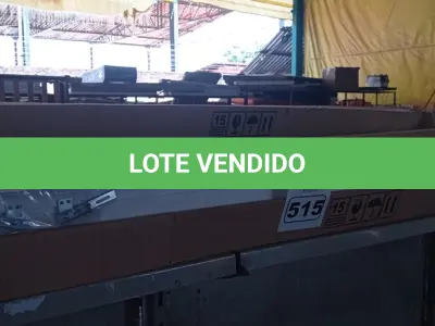 LOTE 515 - 06 LUMINÁRIAS DE EMBUTIR 1X40W+2 DICROICA MF-254132. (NO ESTADO) ATENÇÃO! FAZER A VISITAÇÃO ANTES DE ARREMATAR, NÃO SABEMOS SE FUNCIONA. LEILÃO NÃO TEM GARANTIA E NEM DEVOLUÇÃO, SUJEITO A POSSÍVEIS AVARIAS VISÍVEIS/OCULTAS E/OU AUSÊNCIA DE COMPONENTES.