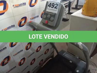 LOTE 492 - 01 ESTEIRA ERGOMÉTRICA MARCA CALOI. (NO ESTADO) ATENÇÃO! FAZER A VISITAÇÃO ANTES DE ARREMATAR, NÃO SABEMOS SE FUNCIONA. LEILÃO NÃO TEM GARANTIA E NEM DEVOLUÇÃO, SUJEITO A POSSÍVEIS AVARIAS VISÍVEIS/OCULTAS E/OU AUSÊNCIA DE COMPONENTES.