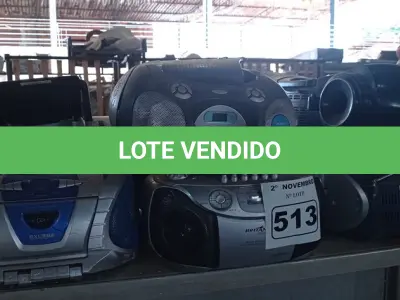 LOTE 513 - 10 APARELHOS DE SOM MARCAS E MODELOS DIVERSOS. (NO ESTADO) ATENÇÃO! FAZER A VISITAÇÃO ANTES DE ARREMATAR, NÃO SABEMOS SE FUNCIONA. LEILÃO NÃO TEM GARANTIA E NEM DEVOLUÇÃO, SUJEITO A POSSÍVEIS AVARIAS VISÍVEIS/OCULTAS E/OU AUSÊNCIA DE COMPONENTES.
