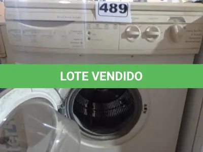 LOTE 489 - 01 LAVADORA DE ROUPAS MARCA BOSCH 220V. (NO ESTADO) ATENÇÃO! FAZER A VISITAÇÃO ANTES DE ARREMATAR, NÃO SABEMOS SE FUNCIONA. LEILÃO NÃO TEM GARANTIA E NEM DEVOLUÇÃO, SUJEITO A POSSÍVEIS AVARIAS VISÍVEIS/OCULTAS E/OU AUSÊNCIA DE COMPONENTES.